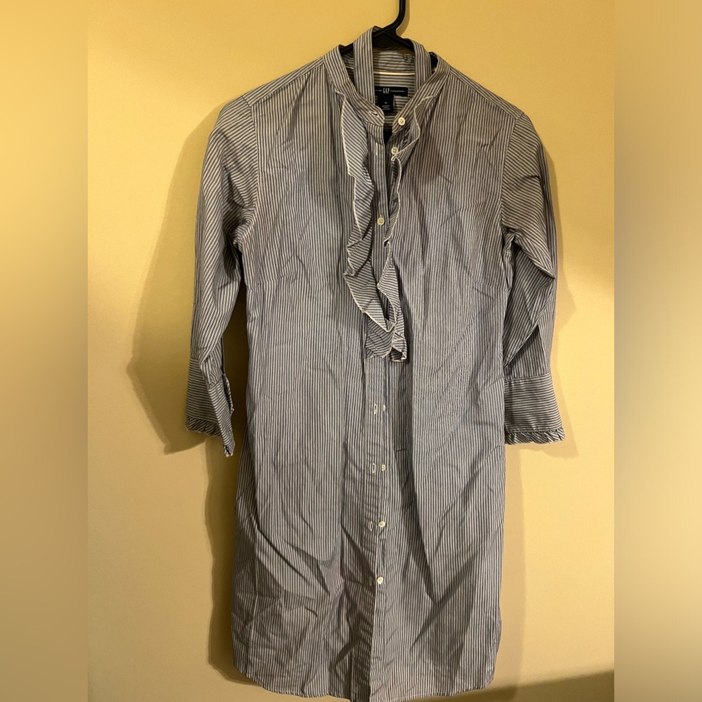 Size 4 GAP pinstripe button down dress with ruffles and belt